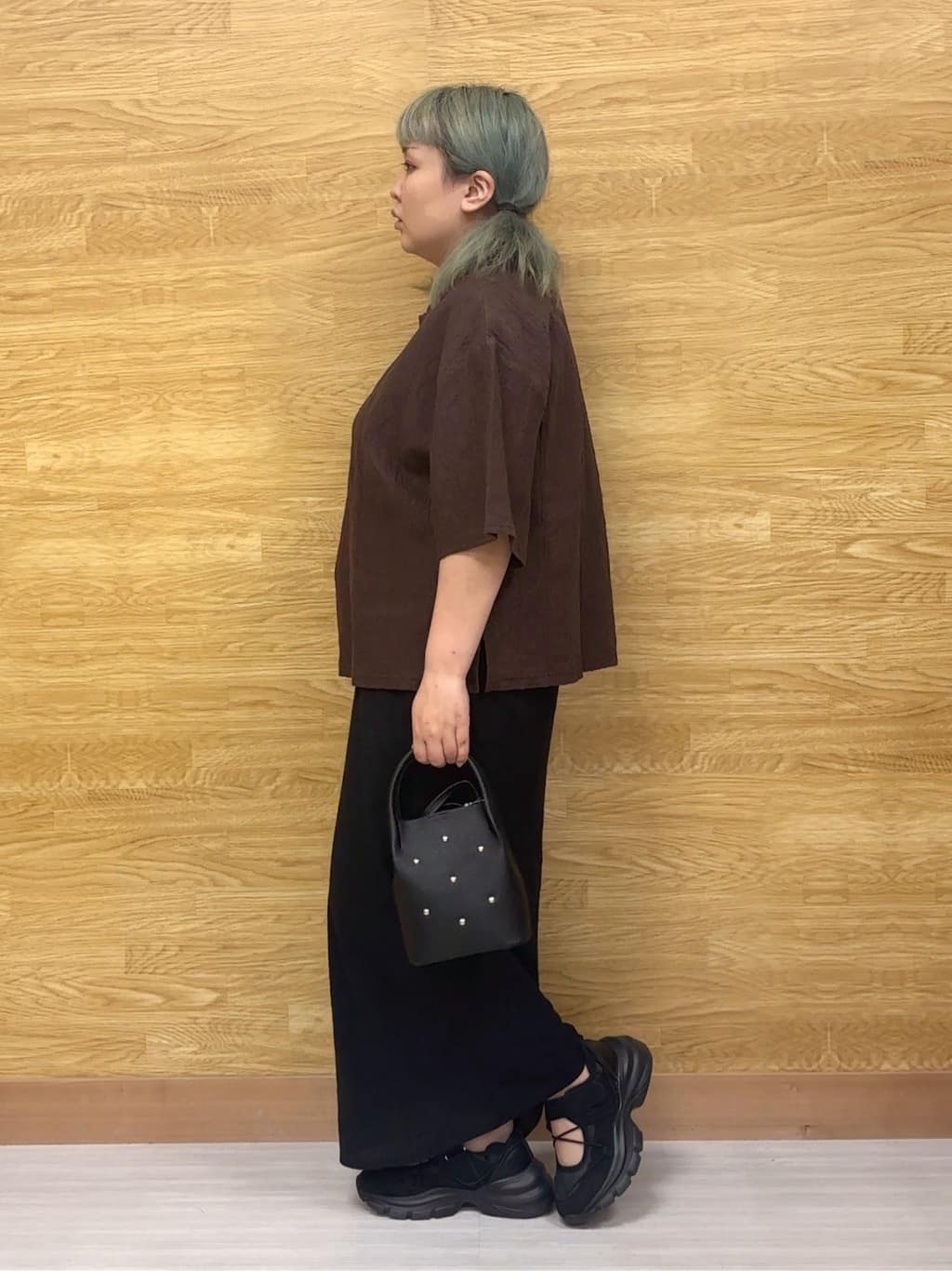 ぁむさんの「SHOO･LA･RUE｜【5分袖】大人の魅力を惹きたてる レースカットソー」を使ったコーディネート