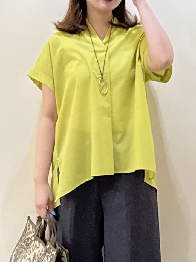 いくみさんの「UNTITLED｜【洗える/スキッパー】フレンチスリーブシアーブラウス」を使ったコーディネート