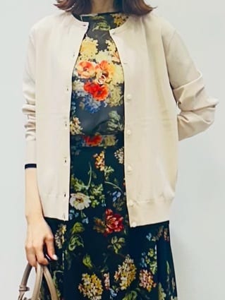 Miwaさんの「UNTITLED｜【セットアップ可/花柄エレガント】アンティークフラワー柄ブラウス」を使ったコーディネート