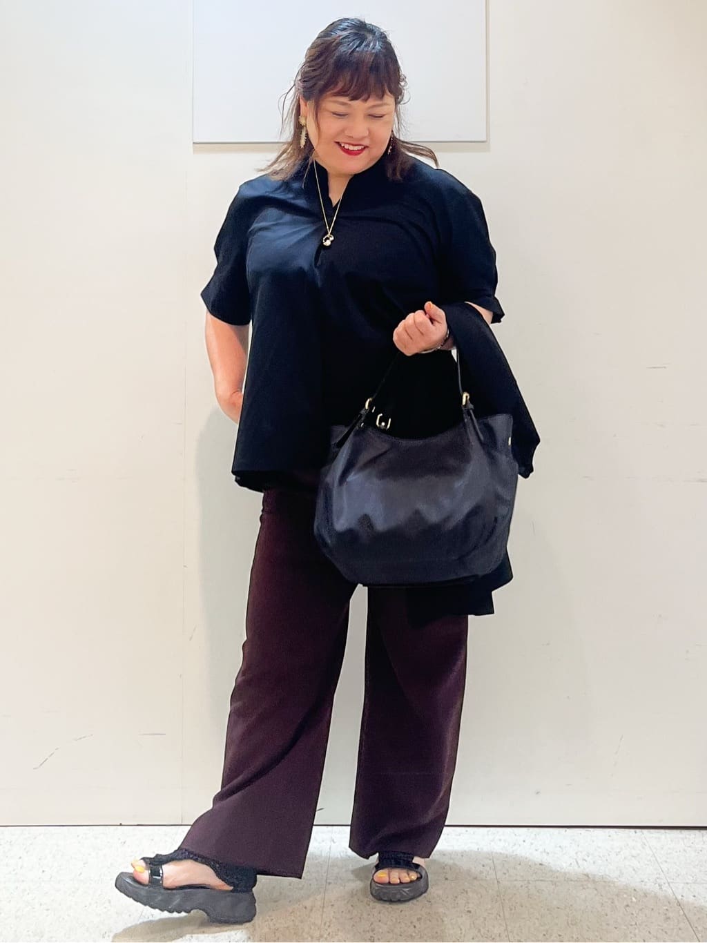 kimmyさんの「Reflect｜【すっきり見え！長め丈／マシンウォッシュ可】スキッパーネックジャージトップス」を使ったコーディネート
