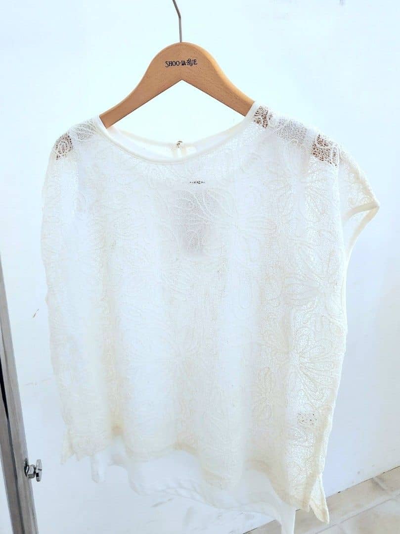 くまさんの「SHOO･LA･RUE｜【2点セット】刺繍レーストップス」を使ったコーディネート