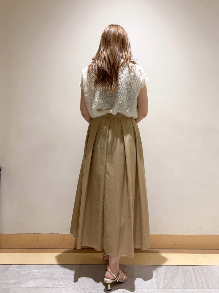 sattoさんの「UNTITLED｜【セットアップ可/洗える】フェザーフレンチスリーブブラウス」を使ったコーディネート