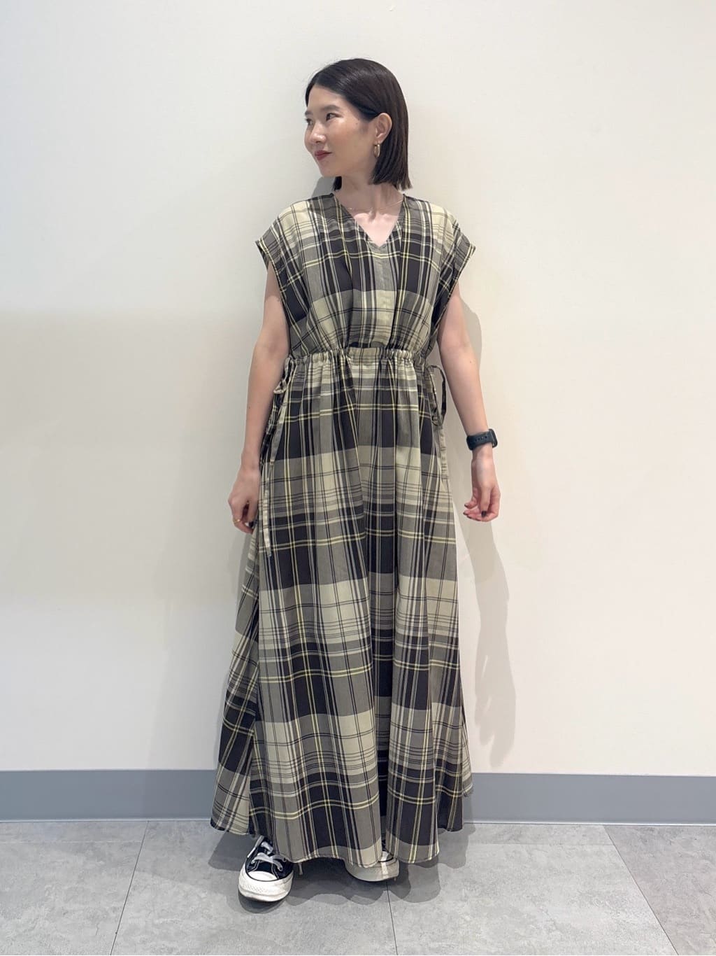 risaさんの「Dessin｜【リンクコーデ・洗える】ウエストドロスト付きチェック柄ワンピース」を使ったコーディネート