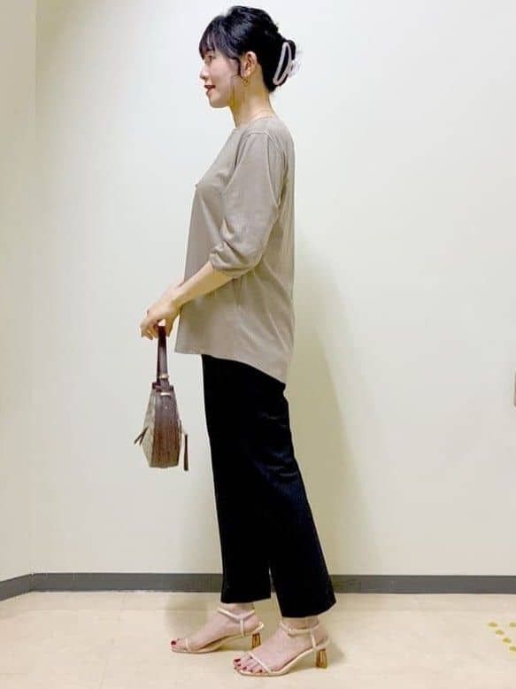  beni_gingerさんの「Reflect｜【私のパンツ／手洗い可】ベーシックテーパードパンツ」を使ったコーディネート