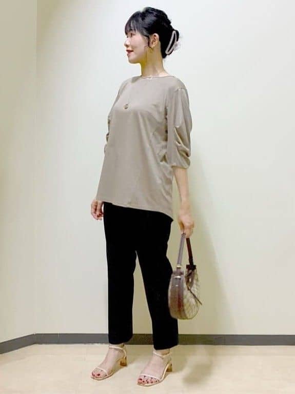  beni_gingerさんの「Reflect｜【私のパンツ／手洗い可】ベーシックテーパードパンツ」を使ったコーディネート
