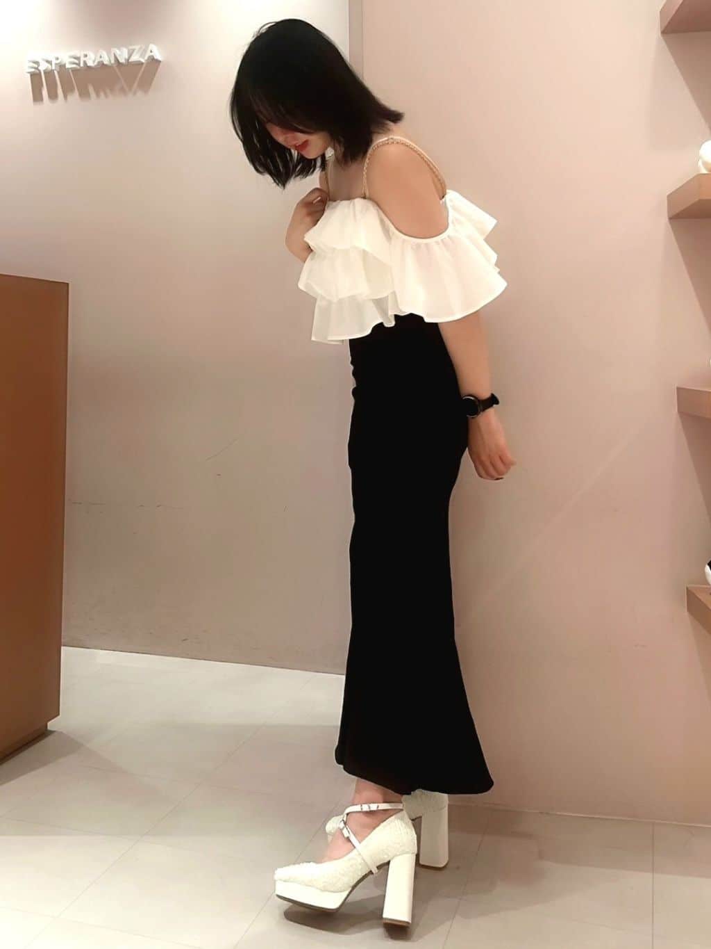 紫桜-shion-さんの「ESPERANZA｜スクエアトゥダブルストラップ厚底パンプス」を使ったコーディネート