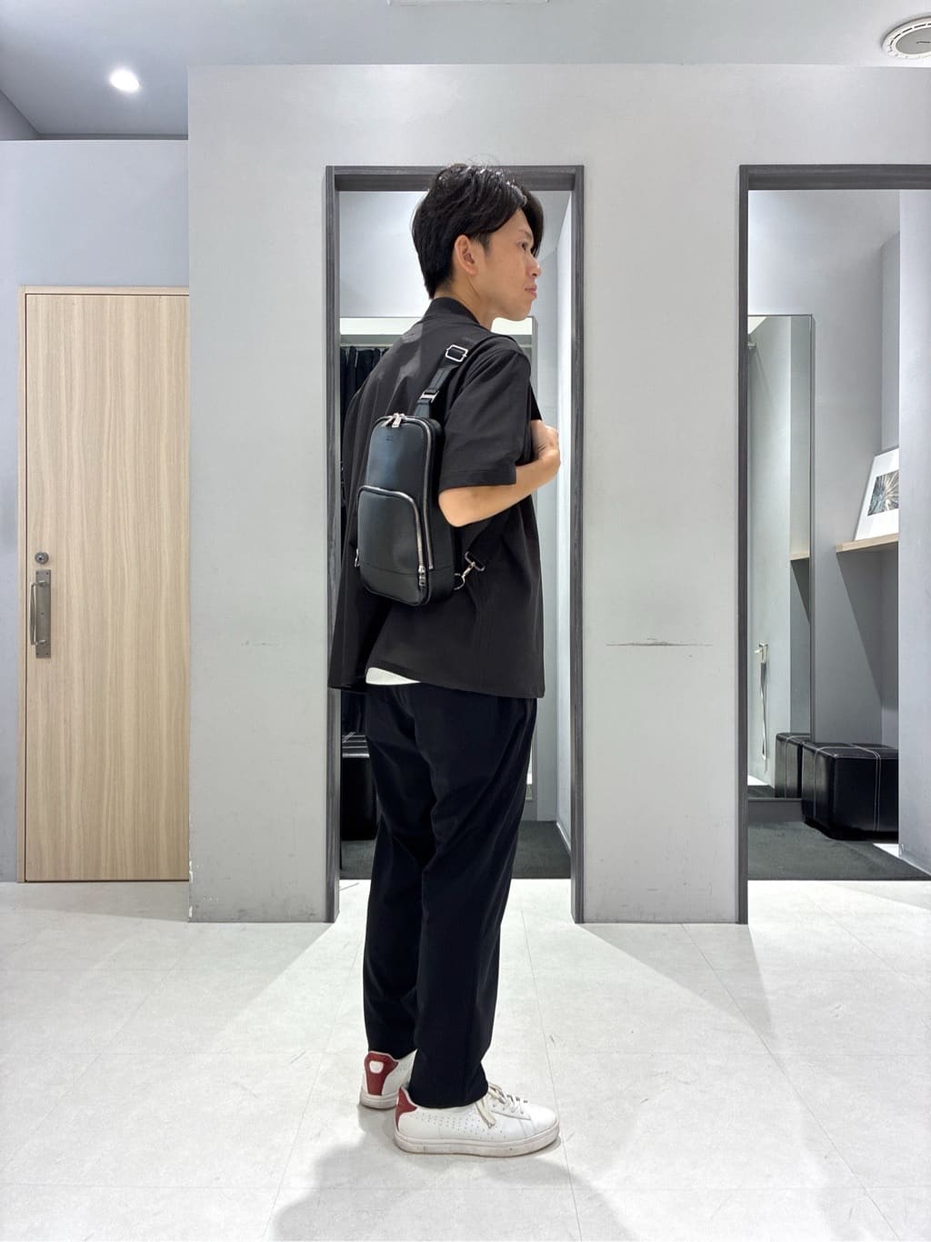 わいずみさんの「TAKEO KIKUCHI｜【COOL CITY WEAR】エアートール オープンカラーシャツ /接触冷感・通気性」を使ったコーディネート