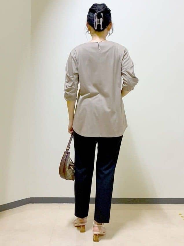  beni_gingerさんの「Reflect｜【私のパンツ／手洗い可】ベーシックテーパードパンツ」を使ったコーディネート