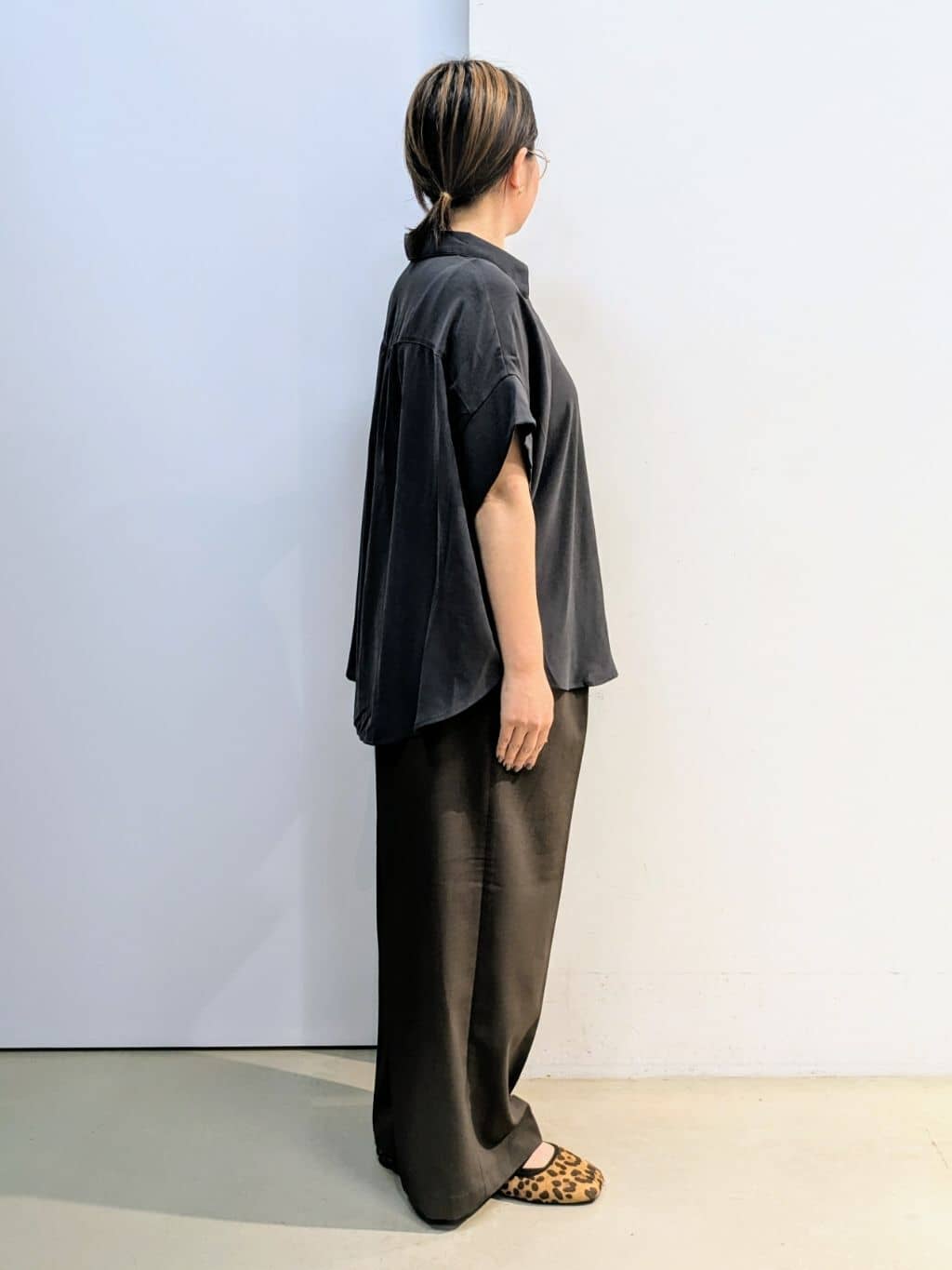 kotoさんの「THE SHOP TK｜【インしなくても決まる】スキッパーシャツ/接触冷感/防シワ/速乾」を使ったコーディネート