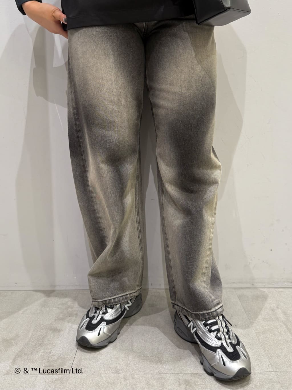 ユウナさんの「TAKEO KIKUCHI｜バレルシルエットパンツ（デニム＆カラーパンツ）」を使ったコーディネート