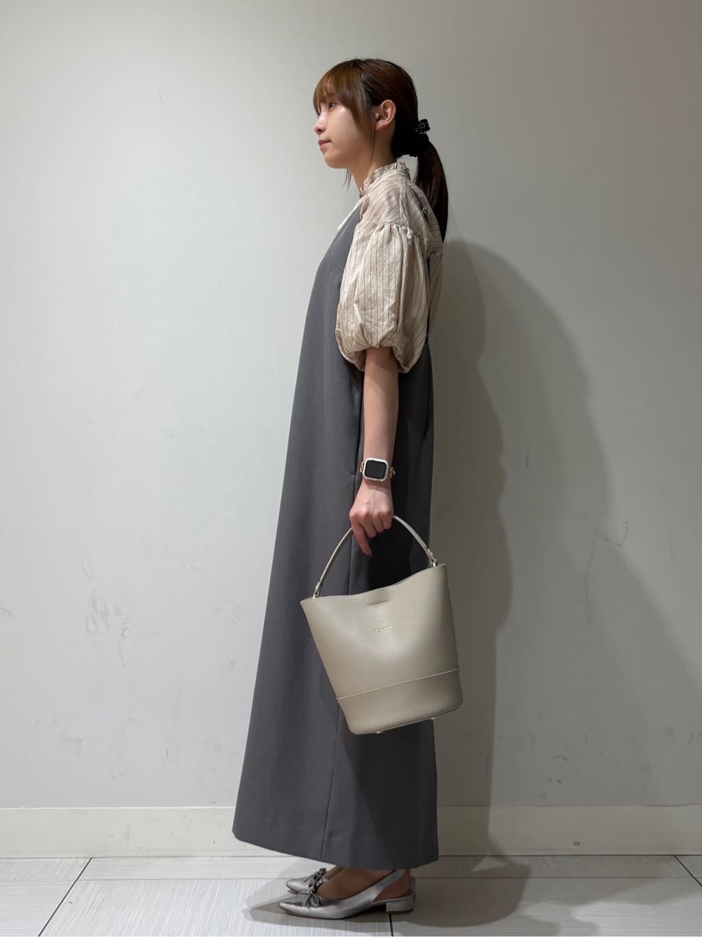 やなぎさんの「DRESSTERIOR｜◆【美人百花/モデル美香着用】コンフォートアイラインキャミワンピース」を使ったコーディネート