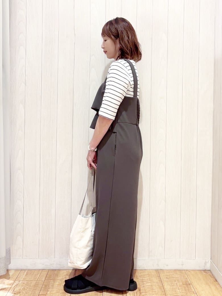 あいこさんの「SHOO･LA･RUE｜【S-LL】女性らしさ漂うハートネック テレコ5分袖トップス」を使ったコーディネート