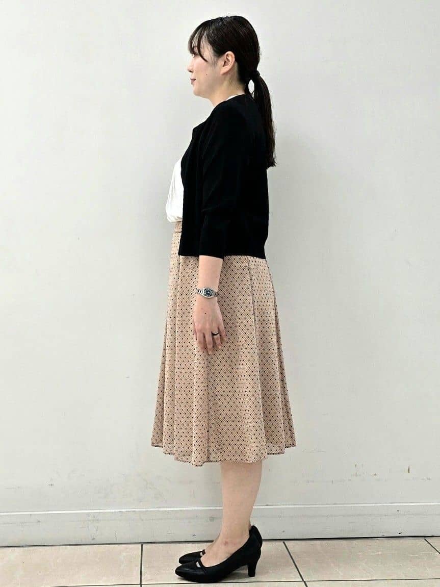 fkeさんの「Reflect｜【インナーに◎／すっきり見え！長め丈】タックデティールブラウス」を使ったコーディネート