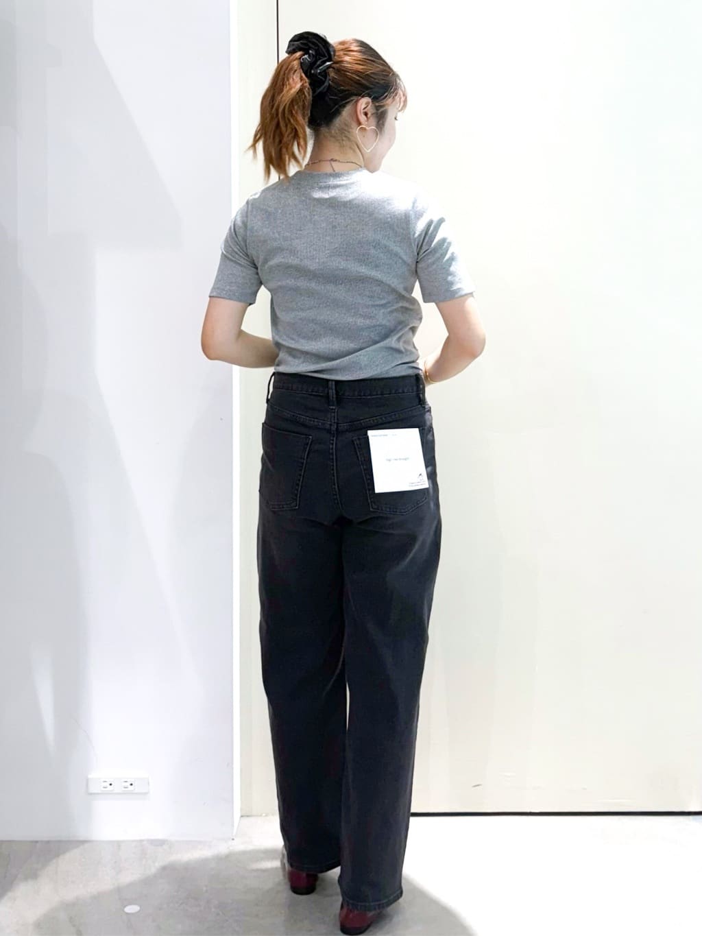 sayaさんの「OPAQUE.CLIP｜ラメリブカットソー【洗濯機洗い可】」を使ったコーディネート