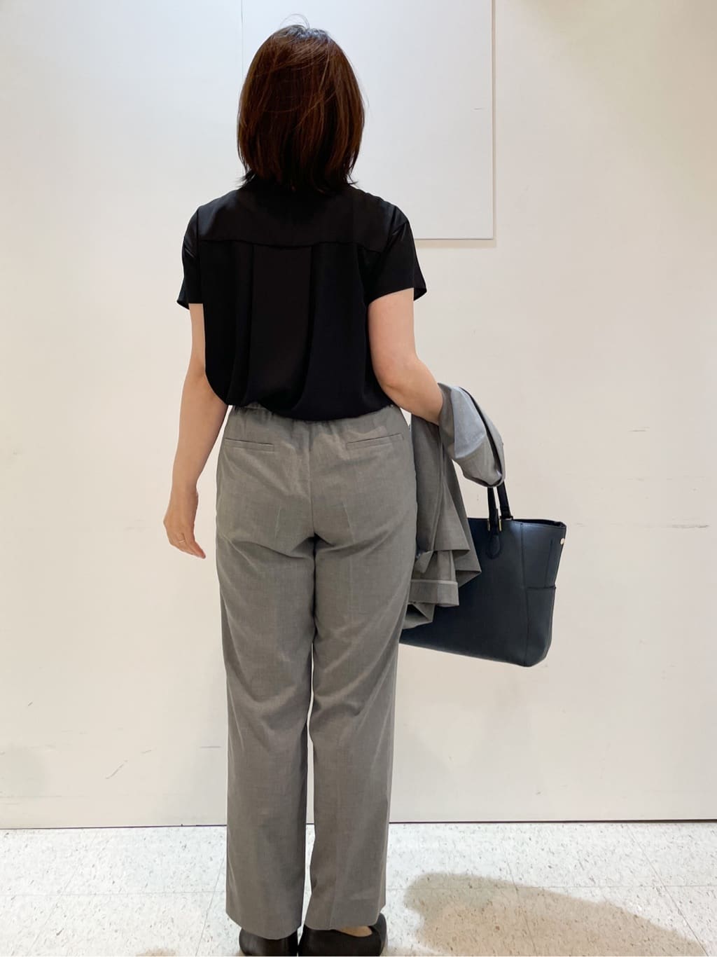 めいさんの「Reflect｜【インナーに◎／すっきり見え！長め丈】タックデティールブラウス」を使ったコーディネート
