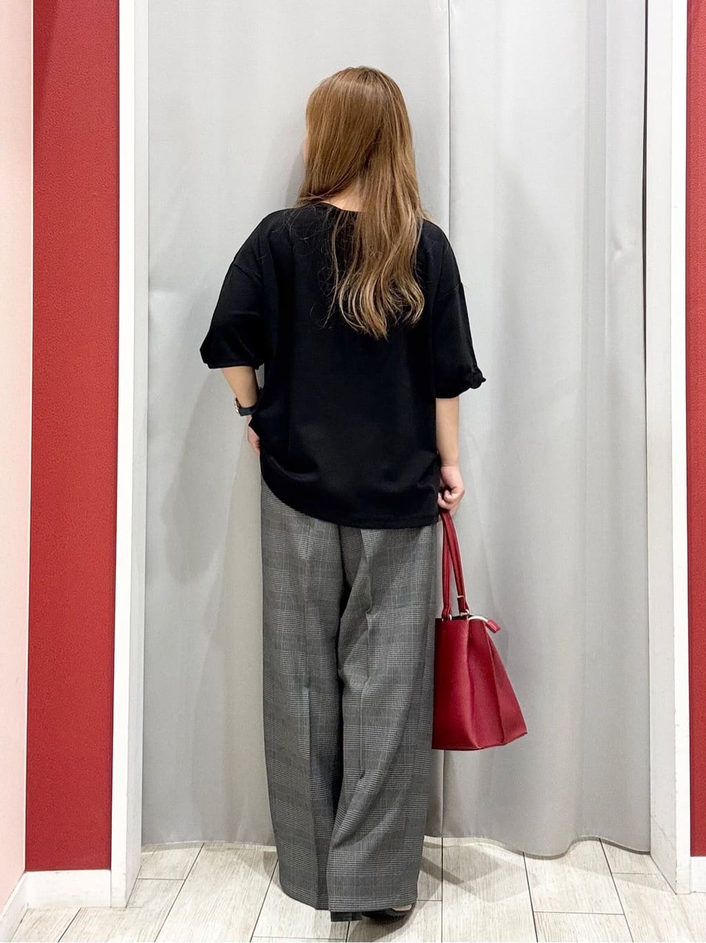 shioさんの「SHOO･LA･RUE｜【ひんやり/洗える/S-LL】袖ねじりシルケットトップス」を使ったコーディネート