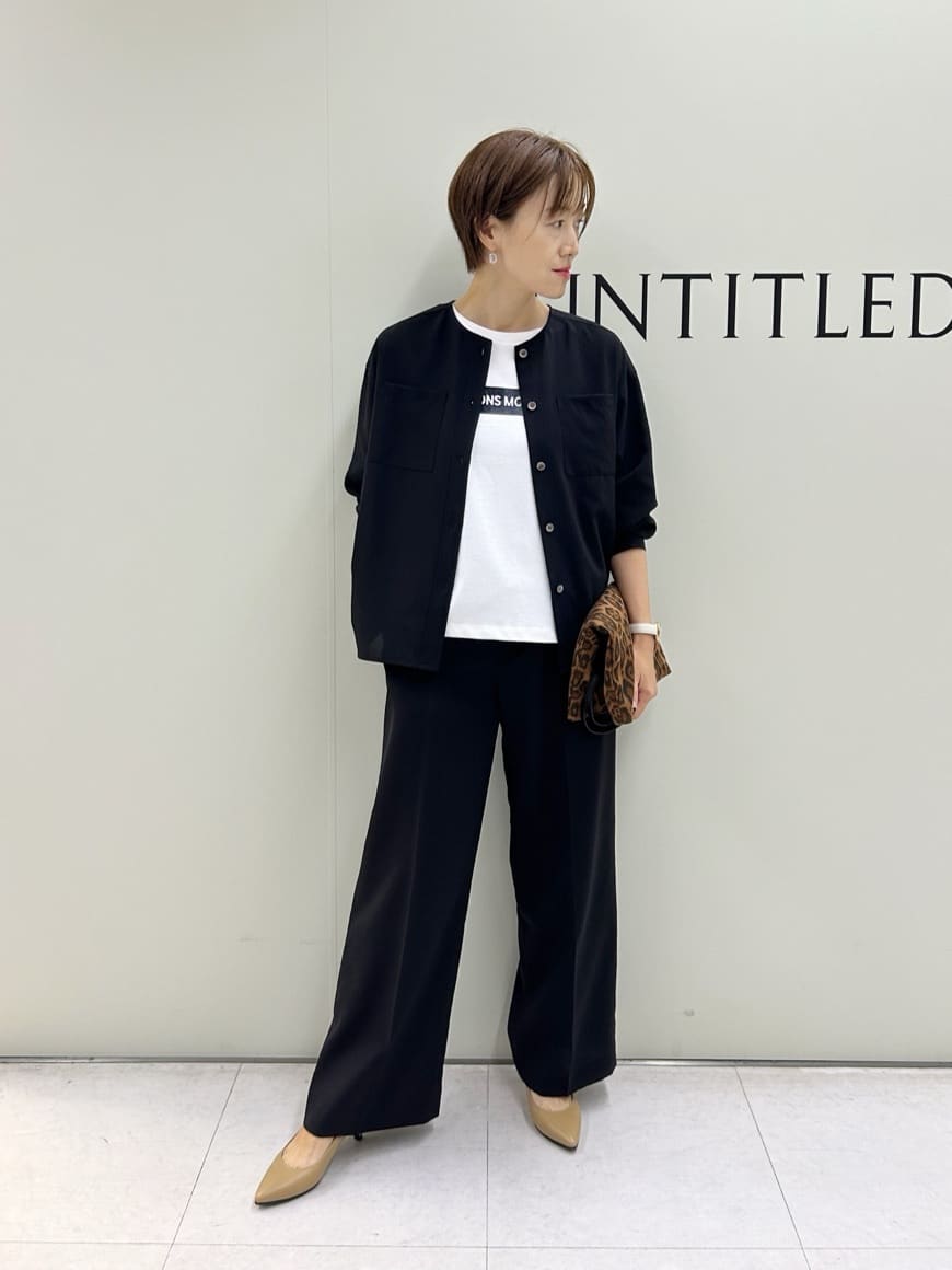 Mikiさんの「UNTITLED｜【コットン100/ゆったり/ショート丈/洗える】ベロアロゴTシャツ」を使ったコーディネート