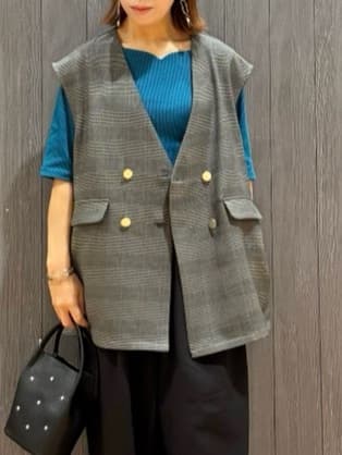 meiさんの「SHOO･LA･RUE｜【S-LL】女性らしさ漂うハートネック テレコ5分袖トップス」を使ったコーディネート