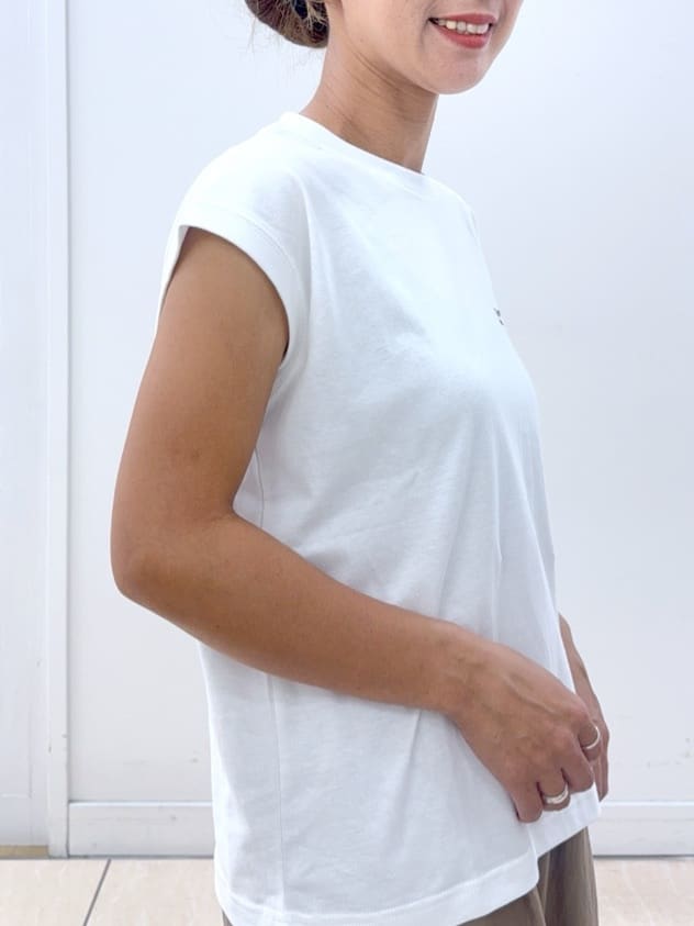 Osawaさんの「Dessin｜【洗える】オーガニックコットンフレンチスリーブ」を使ったコーディネート