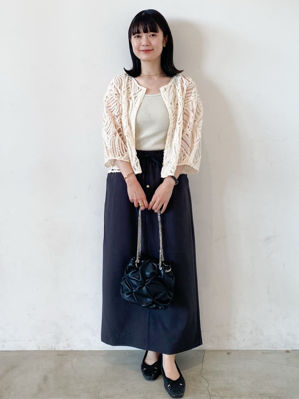 haruさんの「OPAQUE.CLIP｜シアー刺繍レース前開きブラウス【洗濯機洗い可】」を使ったコーディネート