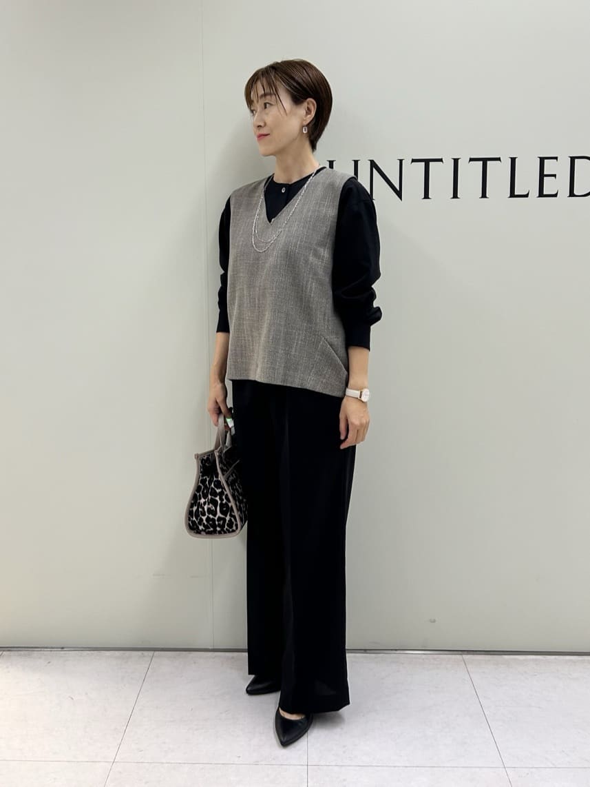 Mikiさんの「UNTITLED｜【セットアップ可/洗える】梳毛調合繊Vネックベスト」を使ったコーディネート