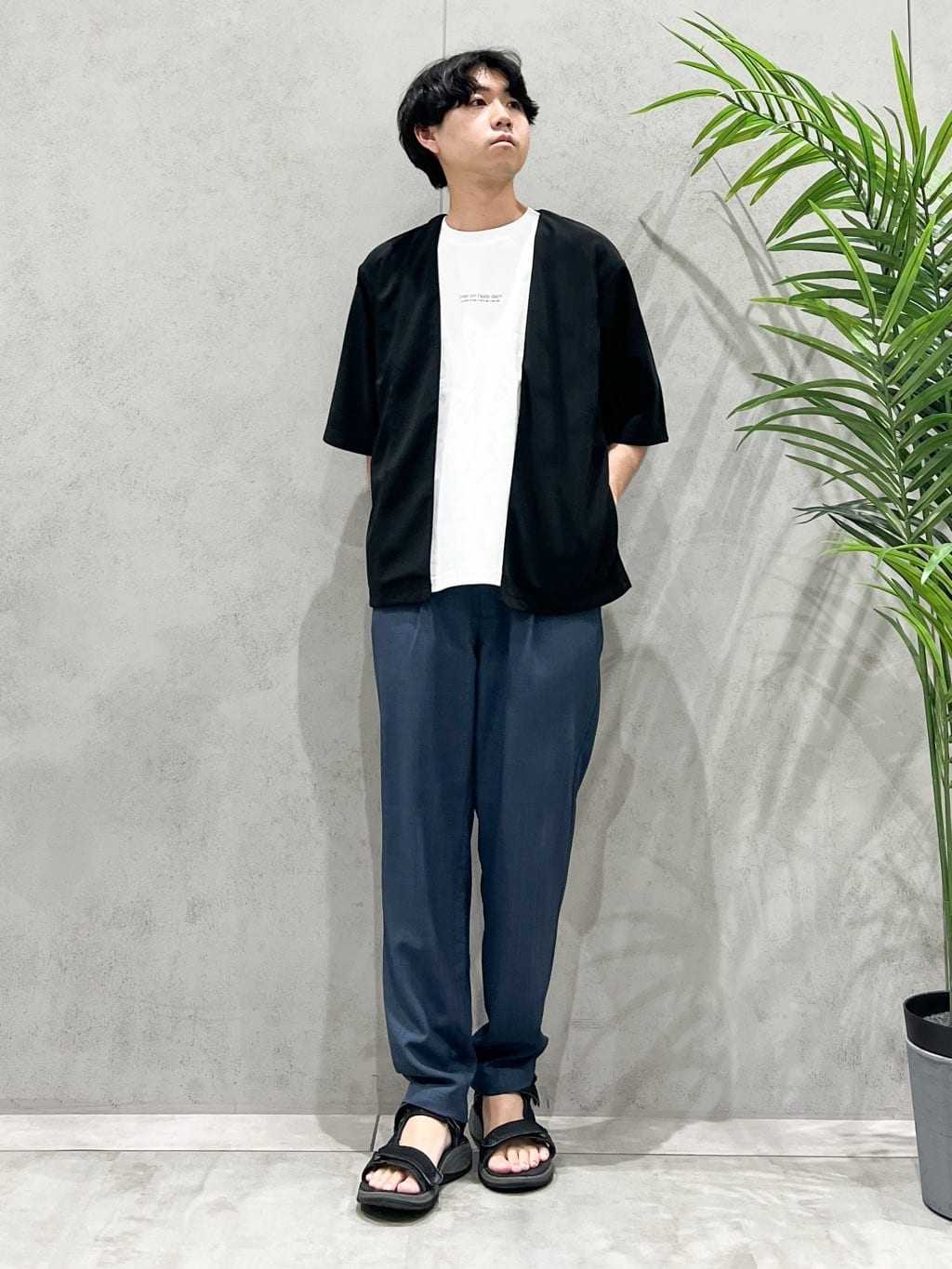 SHI-MAさんの「THE SHOP TK｜五分袖カーディガン+半袖Tシャツセットアイテム 洗濯機OK」を使ったコーディネート