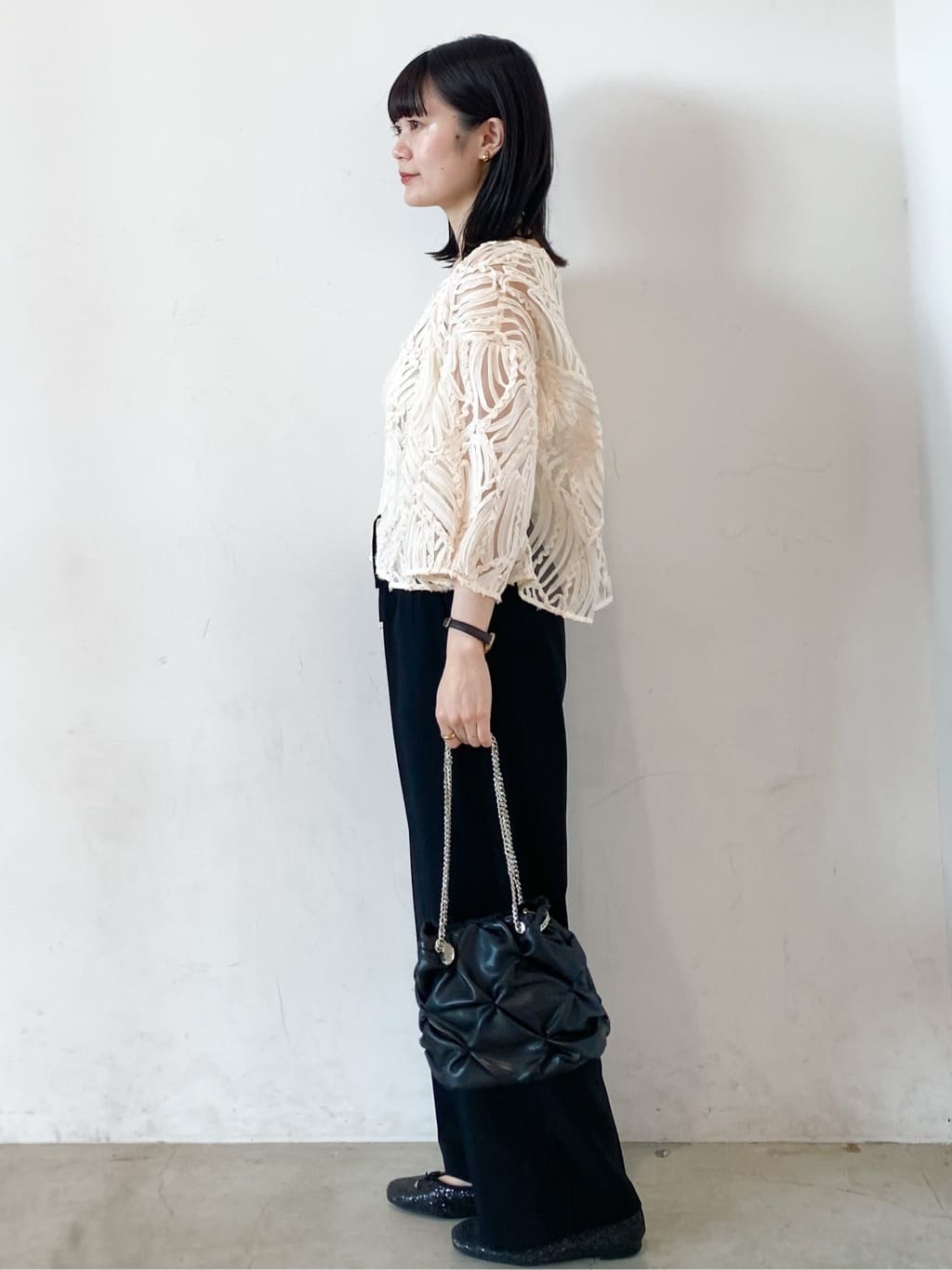 haruさんの「OPAQUE.CLIP｜シアー刺繍レース前開きブラウス【洗濯機洗い可】」を使ったコーディネート