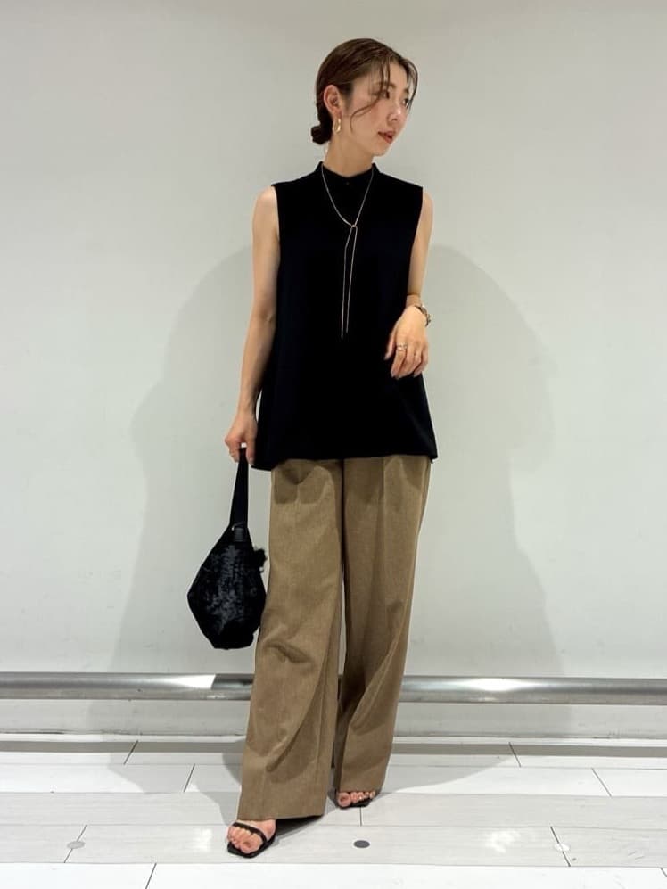 Rinさんの「UNTITLED｜【UV/はっ水/セットアップ可】リラククールパンツ」を使ったコーディネート