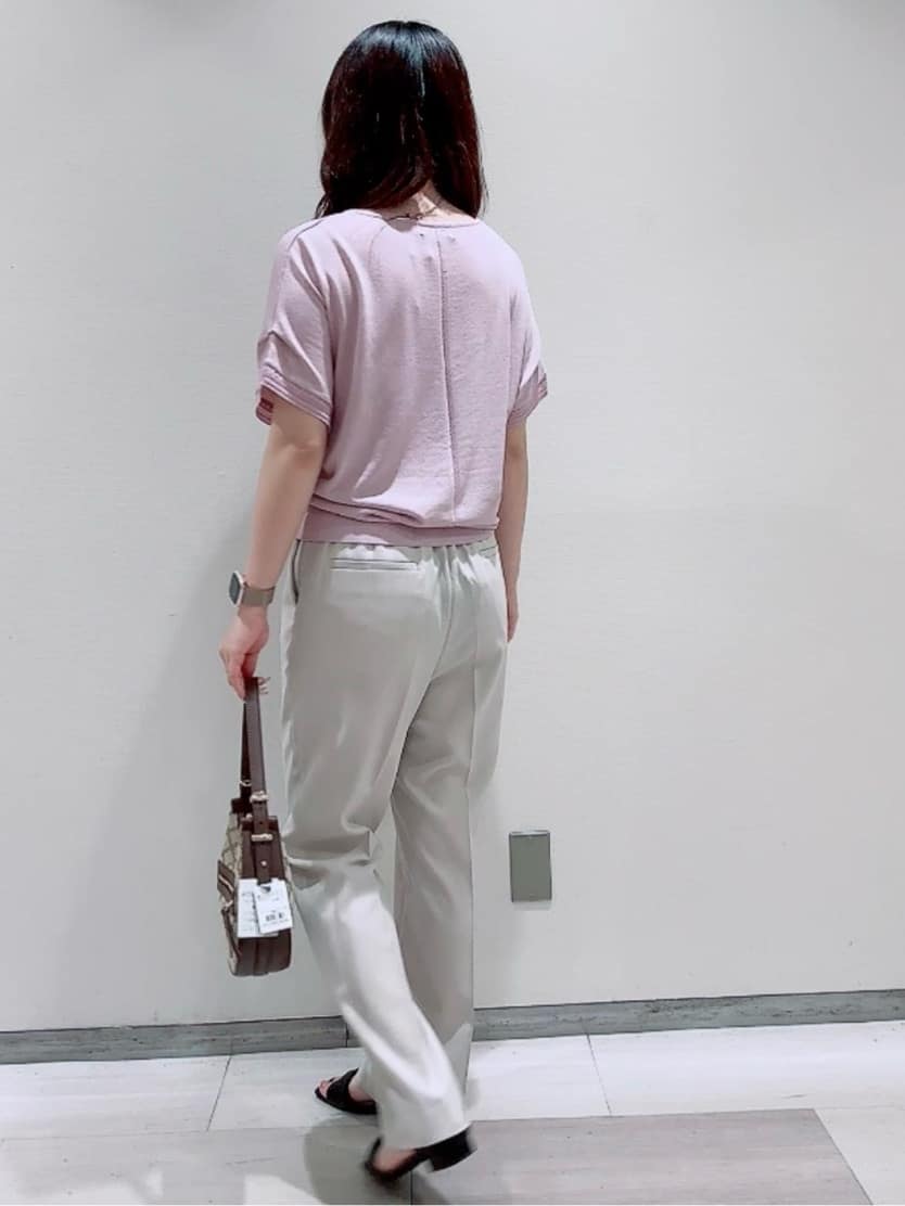 エリカさんの「Reflect｜【マシンウォッシュ可】リネンライクフレアパンツ」を使ったコーディネート