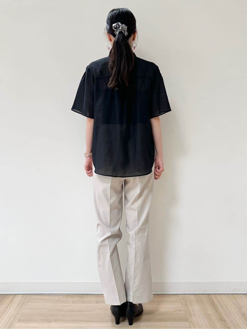 Momoさんの「Reflect｜【選べる5色◎／マシンウォッシュ可】シャーリングデザインブラウス」を使ったコーディネート