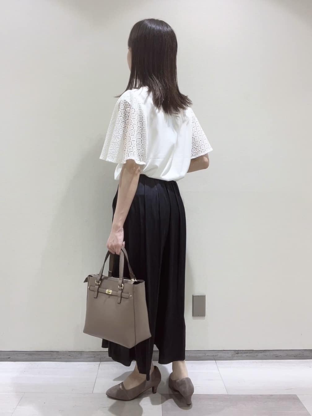 yukaさんの「Reflect｜幾何レーススリーブプルオーバージャージ」を使ったコーディネート