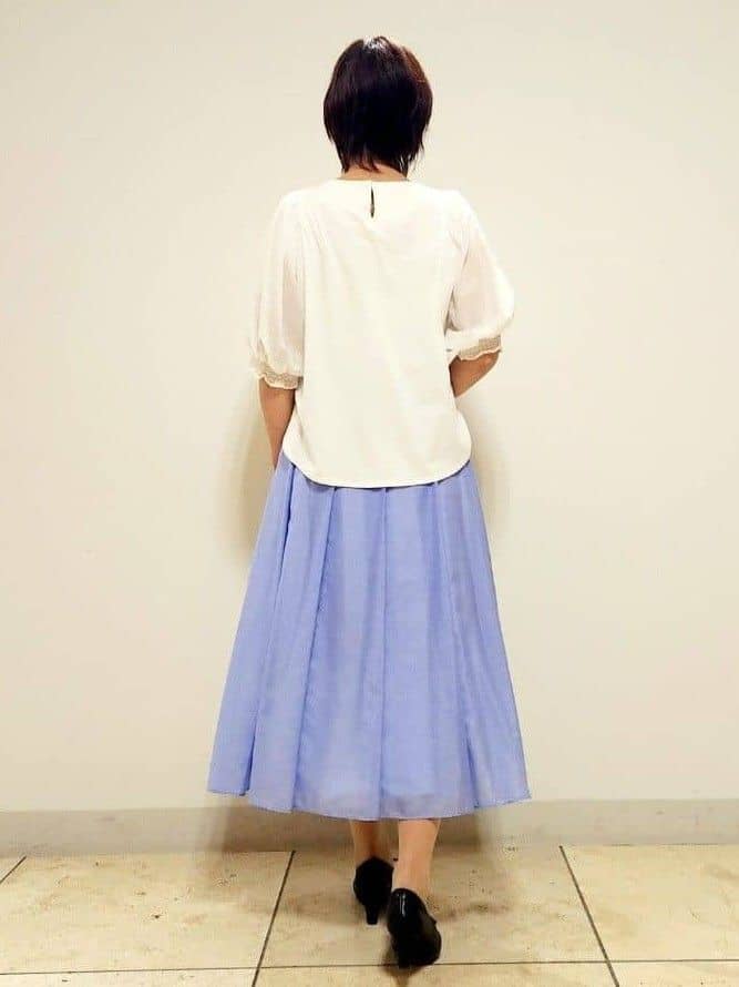 mayumayuさんの「Reflect｜【マシンウォッシュ可／セットアップ可】シアーボックスタックプリーツスカート」を使ったコーディネート