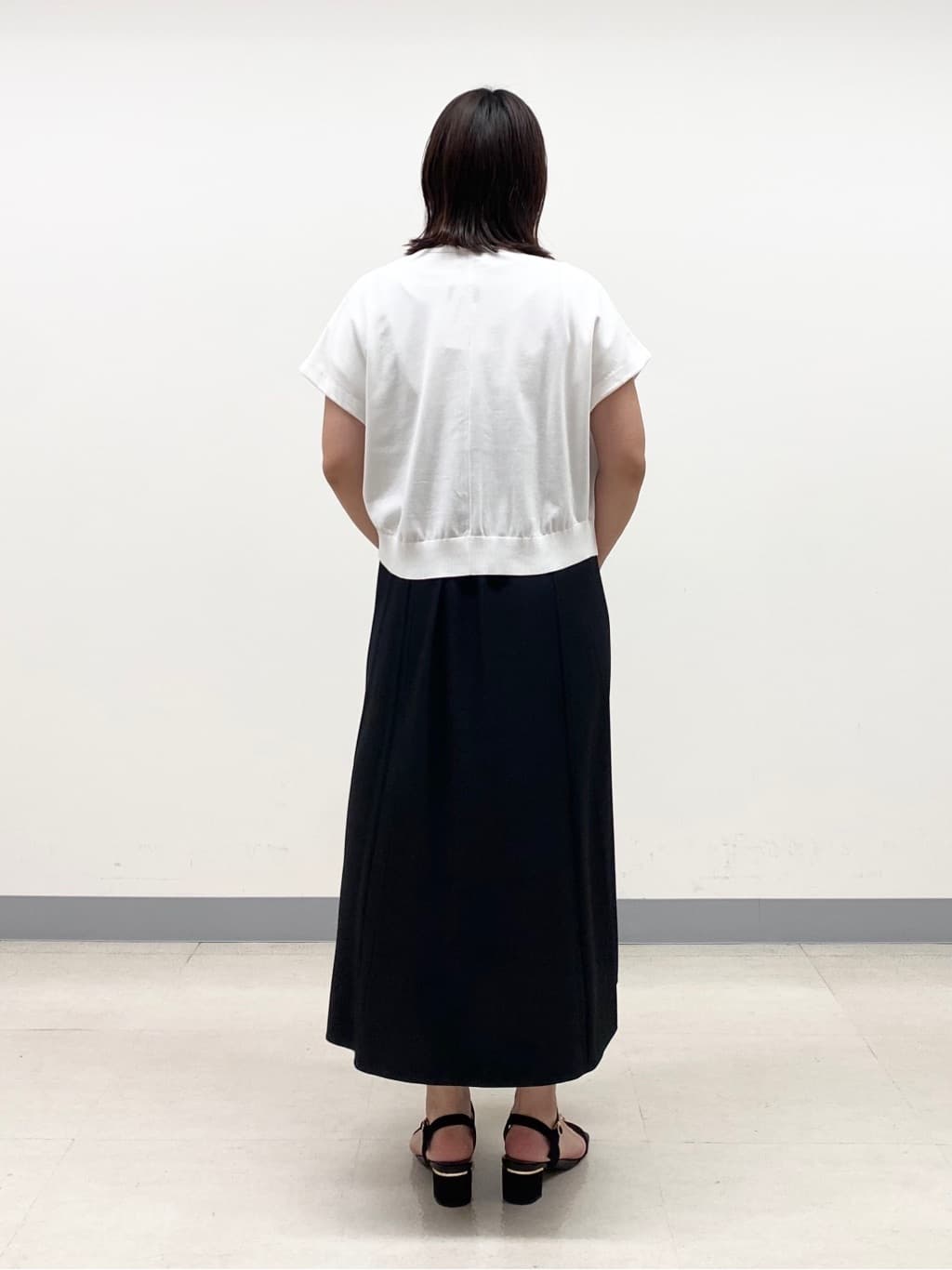 YUKARIさんの「INDIVI｜【UVケア】エアリージョーゼット キャミワンピース」を使ったコーディネート