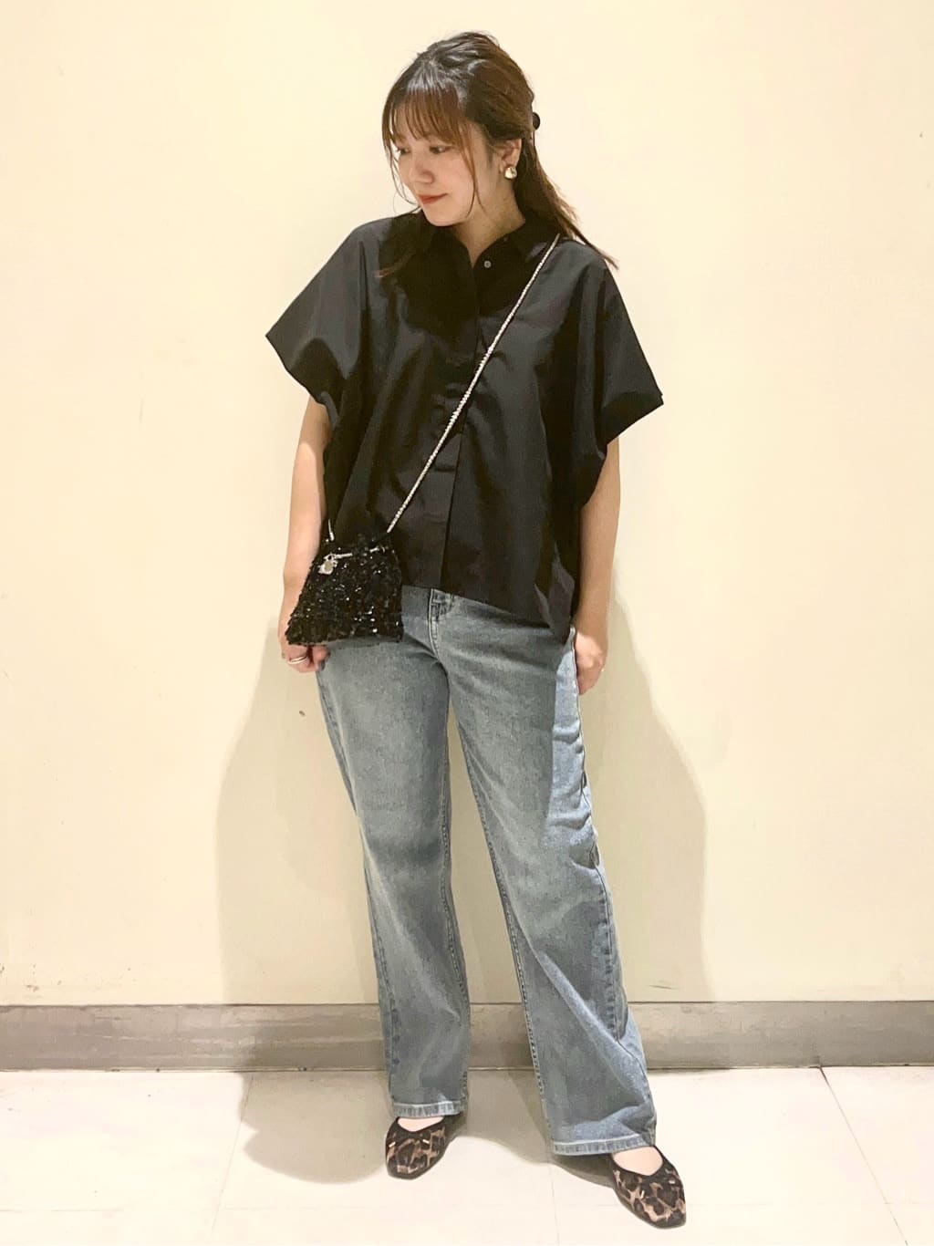 mizukiさんの「OPAQUE.CLIP｜《andGIRL掲載》リラクシーシャツ【洗濯機洗い可】」を使ったコーディネート
