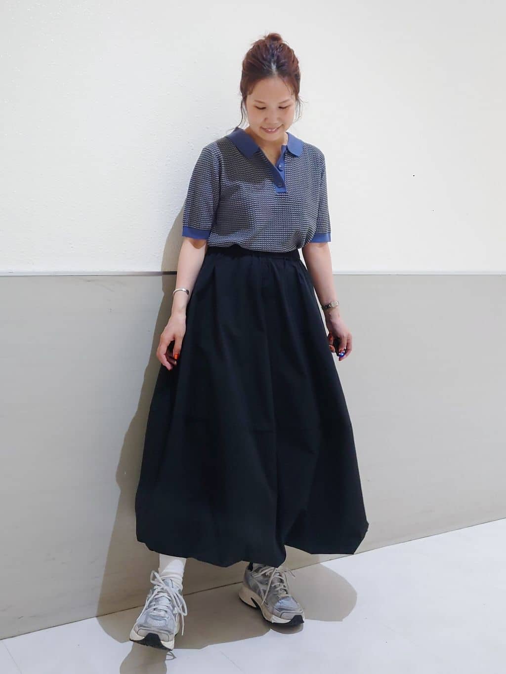 maruさんの「THE SHOP TK｜柄アソートポロニットシャツ【洗濯機OK】」を使ったコーディネート