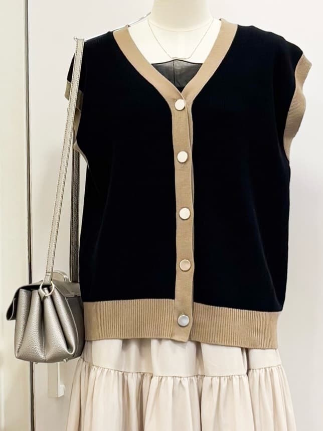 yukariさんの「grove｜最終お値下げ！！【人間工学】つつまれフィットバレエシューズ （抗菌防臭加工裏地使用）」を使ったコーディネート