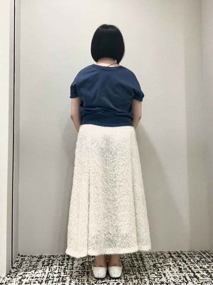 Mizukiさんの「UNTITLED｜【セットアップ可/後ろウエストゴム】フェザーマーメイドスカート」を使ったコーディネート