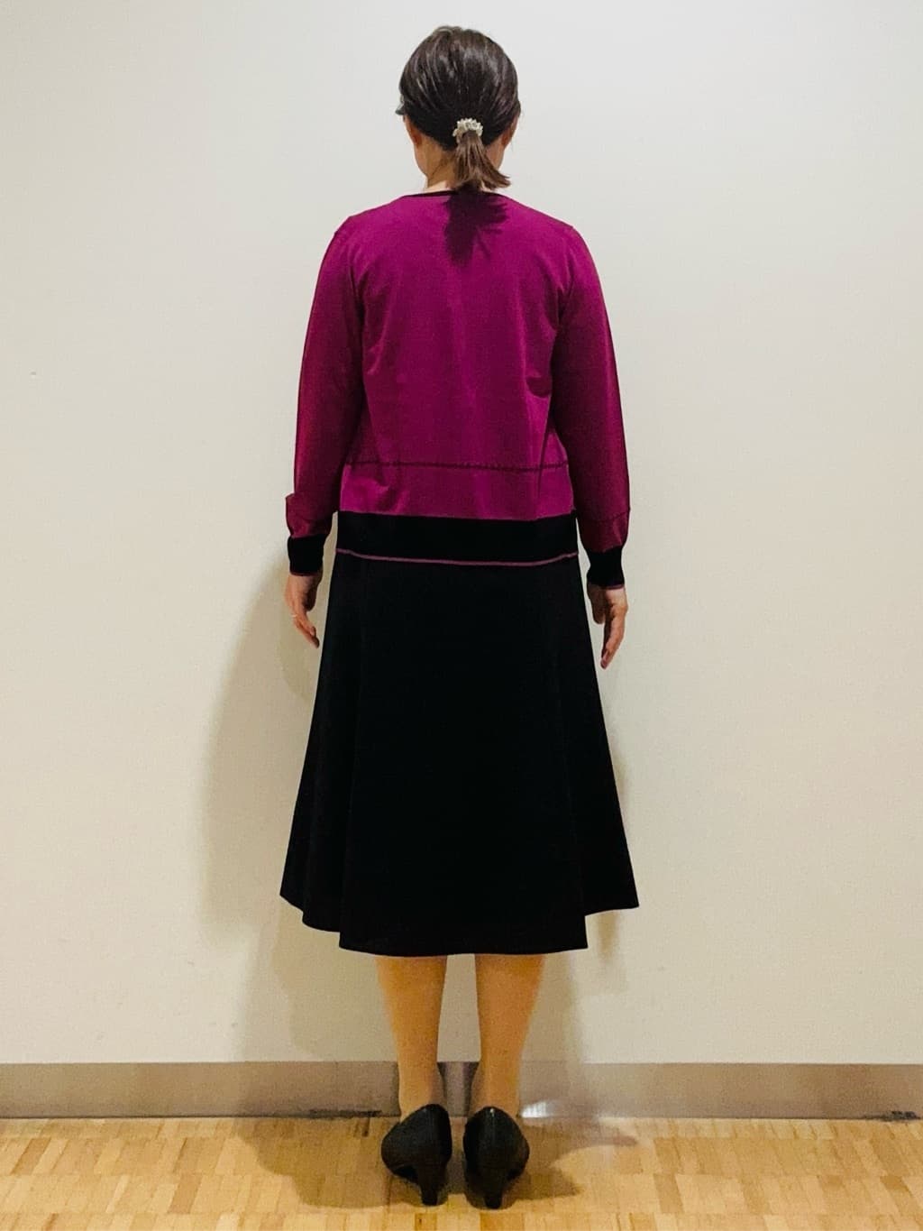 haseさんの「Reflect｜【WEB先行カラーあり／手洗い可／アンサンブル可】バイカラー五分袖ニット」を使ったコーディネート