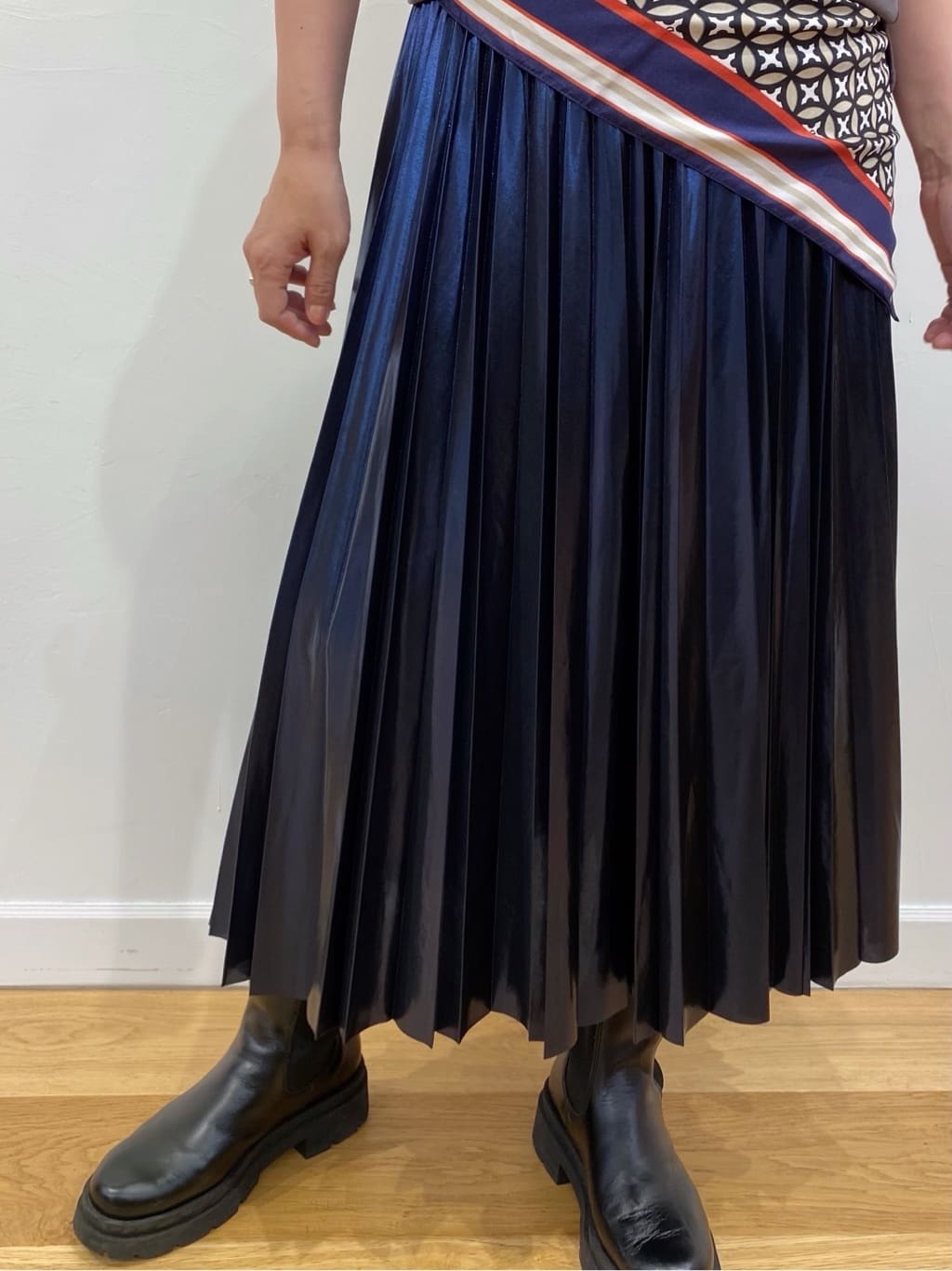 Sawaguchiさんの「DRESSTERIOR｜◆20／1シルケット風天竺Tシャツ」を使ったコーディネート