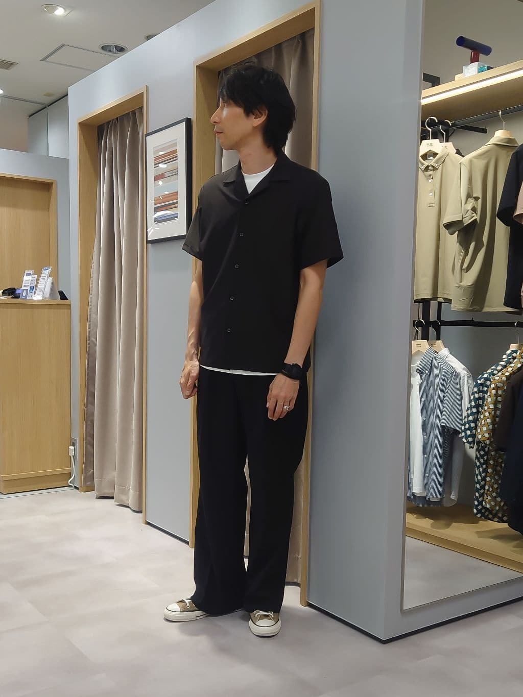 kawamuさんの「TAKEO KIKUCHI｜【COOL CITY WEAR】エアートール オープンカラーシャツ /接触冷感・通気性」を使ったコーディネート