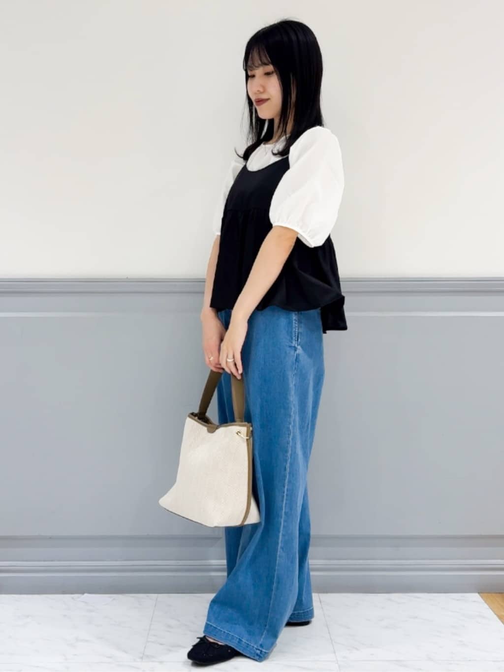 moeさんの「grove｜最終お値下げ！！【人間工学】つつまれフィットバレエシューズ （抗菌防臭加工裏地使用）」を使ったコーディネート