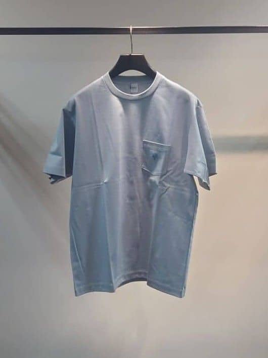 あまえびさんの「TAKEO KIKUCHI｜【COOL CITY WEAR】ワンポイント刺しゅう ポケットTシャツ /接触冷感」を使ったコーディネート