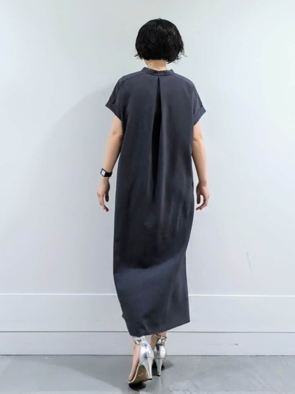 ミズタさんの「UNTITLED｜【UV/はっ水】リラククールワンピース」を使ったコーディネート