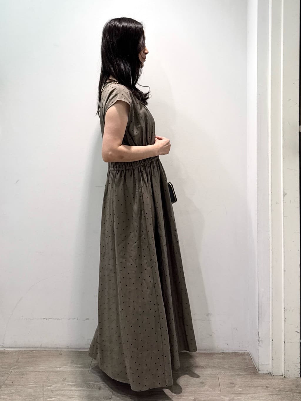 yuicciさんの「OPAQUE.CLIP｜ドットプリントワンピース【洗濯機洗い可】」を使ったコーディネート