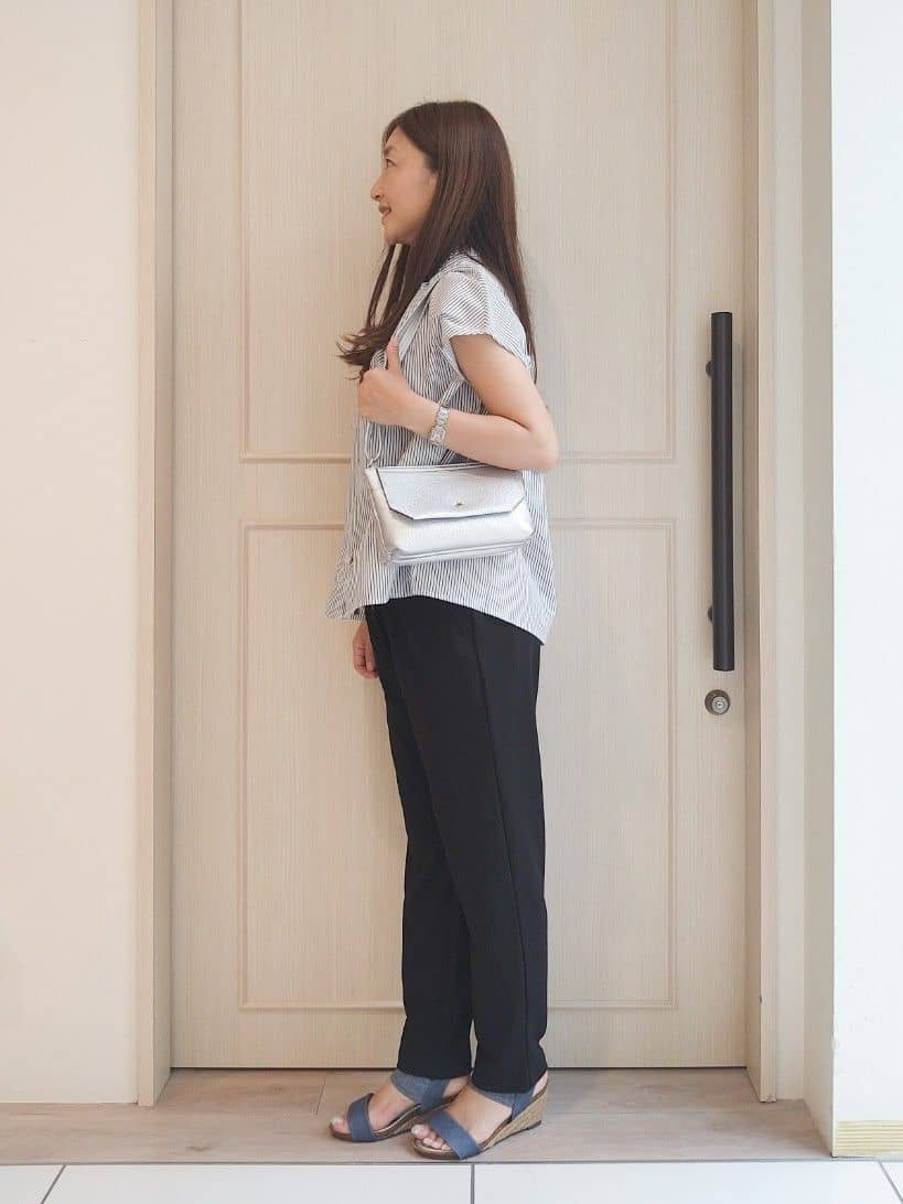 mi-saさんの「SHOO･LA･RUE｜【洗える/S-LL】プチフリル襟が女性らしい フレンチスリーブシャツ」を使ったコーディネート