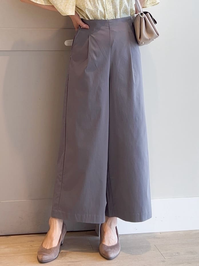 yamakoさんの「grove｜サマーハイパーストレッチワイドパンツ」を使ったコーディネート