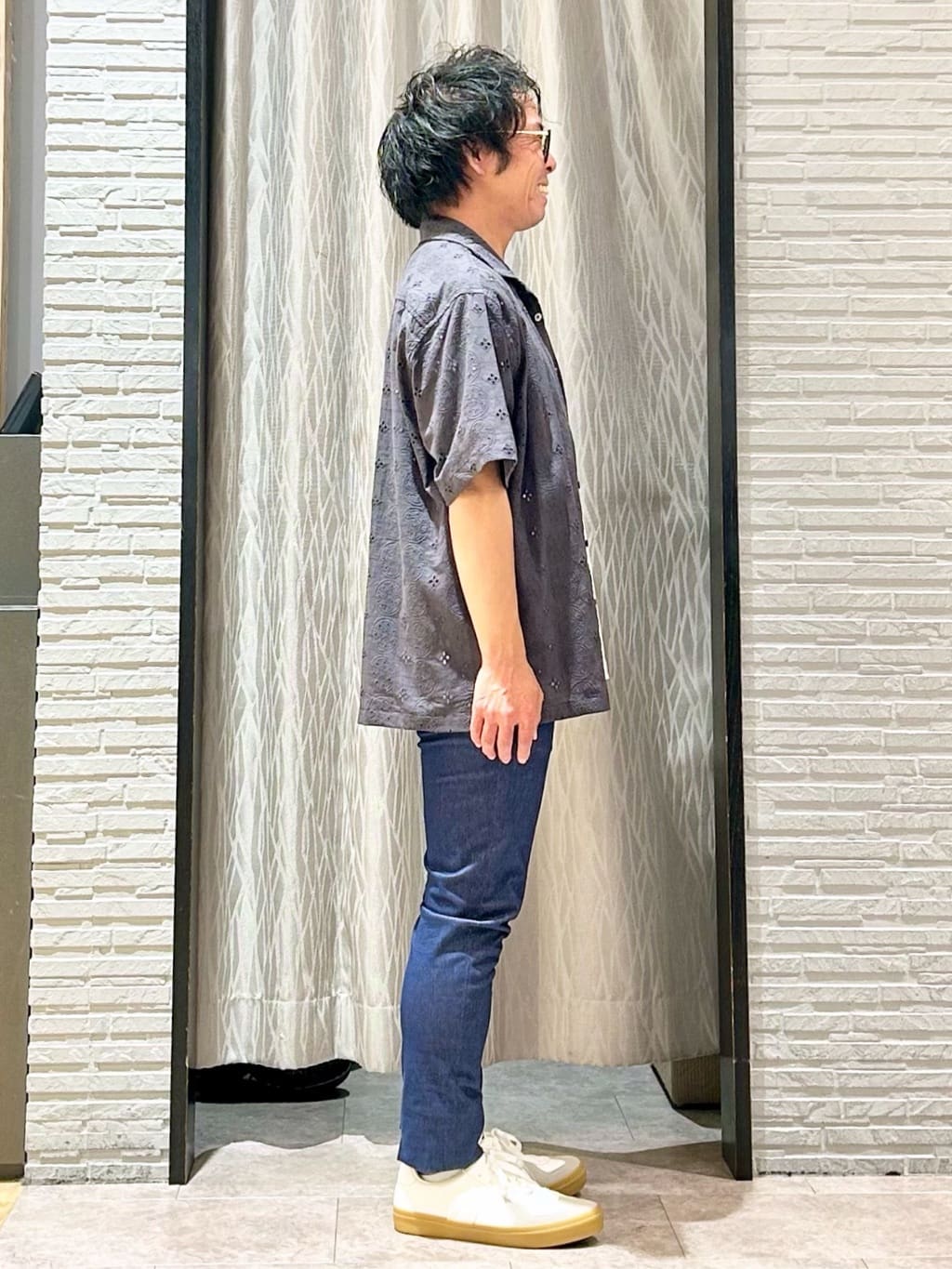 KENJI Iさんの「THE SHOP TK｜アートグラフィック 半袖Tシャツ 洗濯機OK」を使ったコーディネート