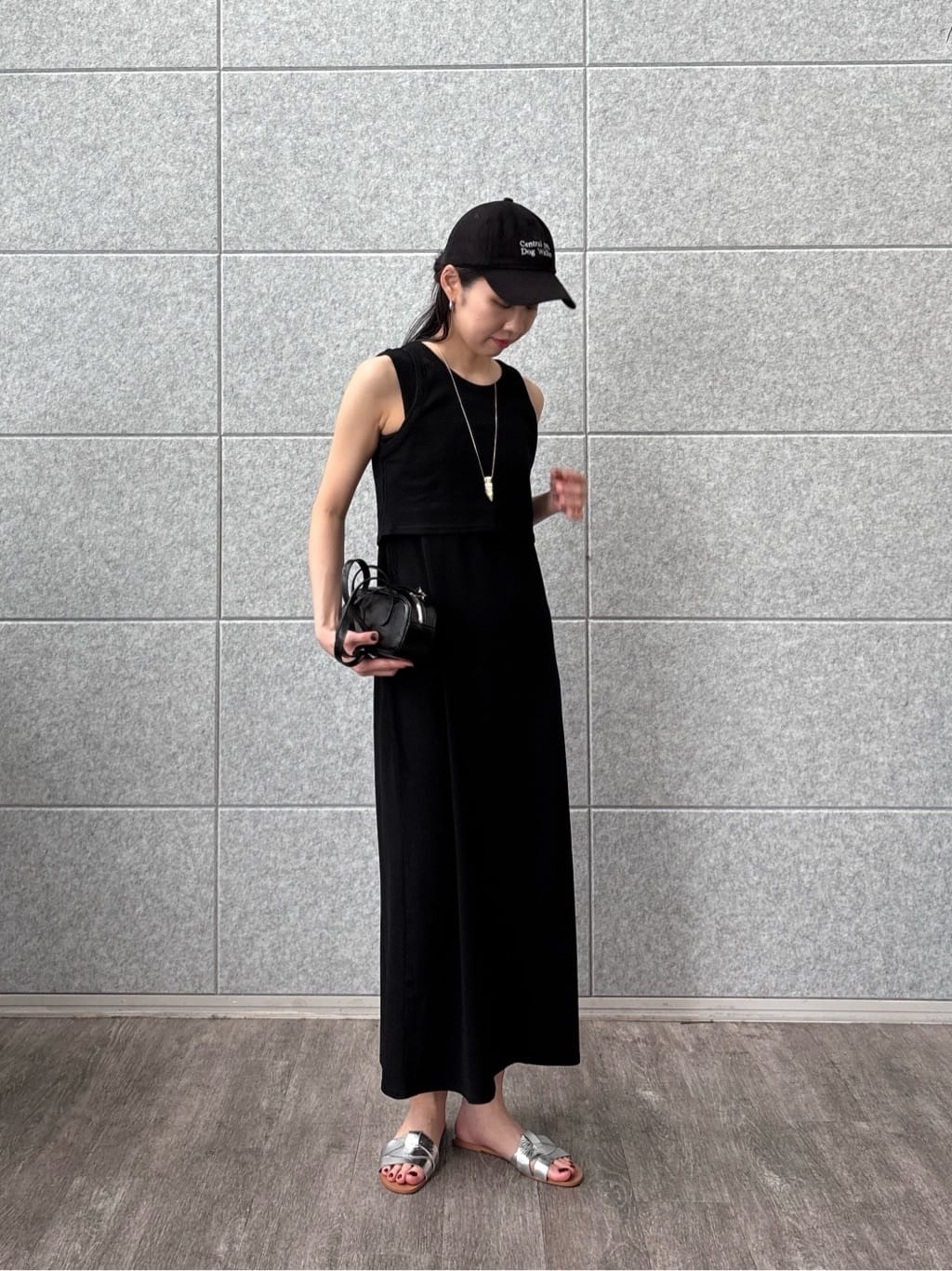 ひなさんの「INDIVI｜タンクトップレイヤードワンピース」を使ったコーディネート