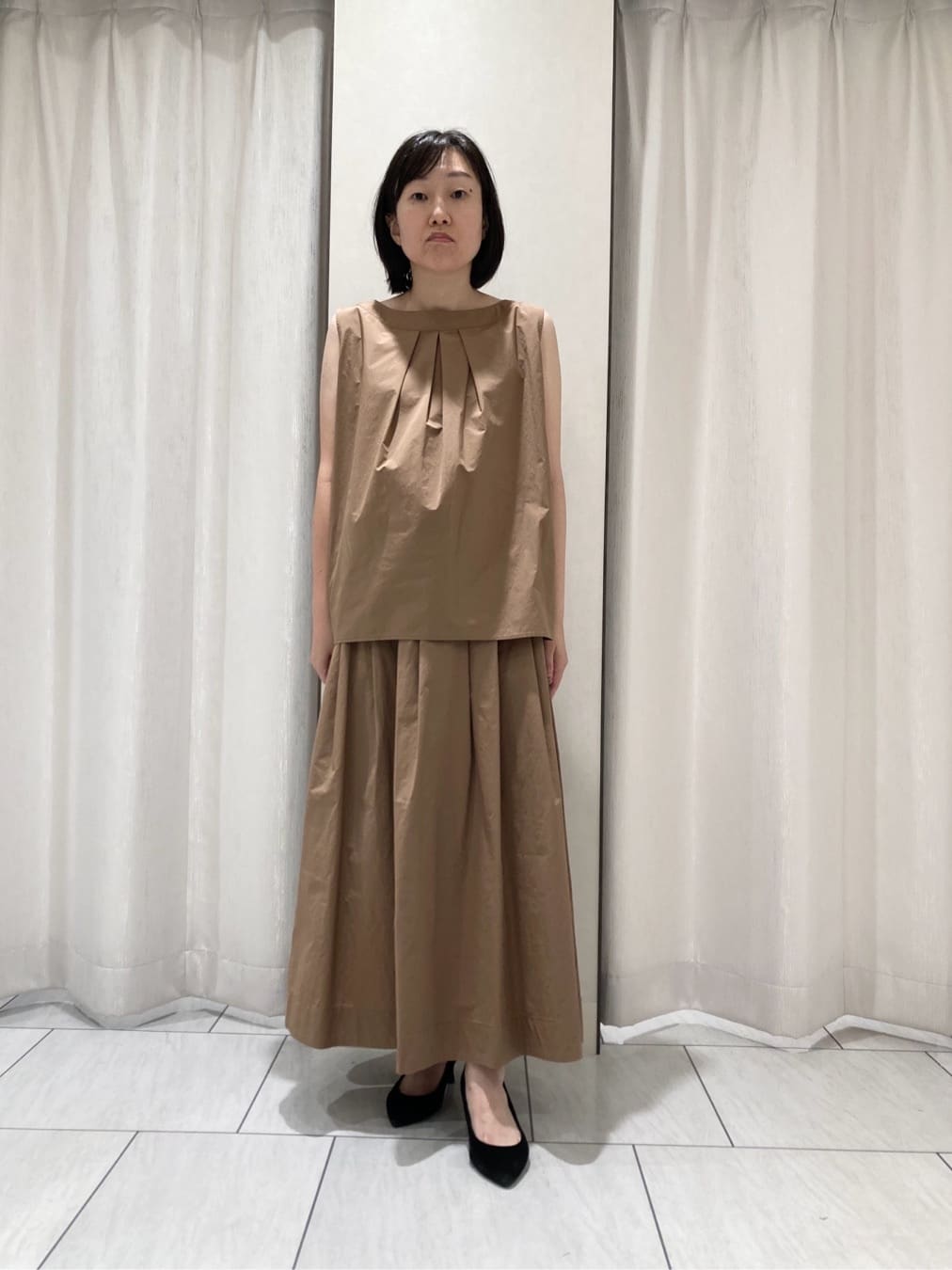 わたなべさんの「UNTITLED｜【2WAY/セットアップ可/ノースリーブ/前ボタン】ファブリカブラウス」を使ったコーディネート