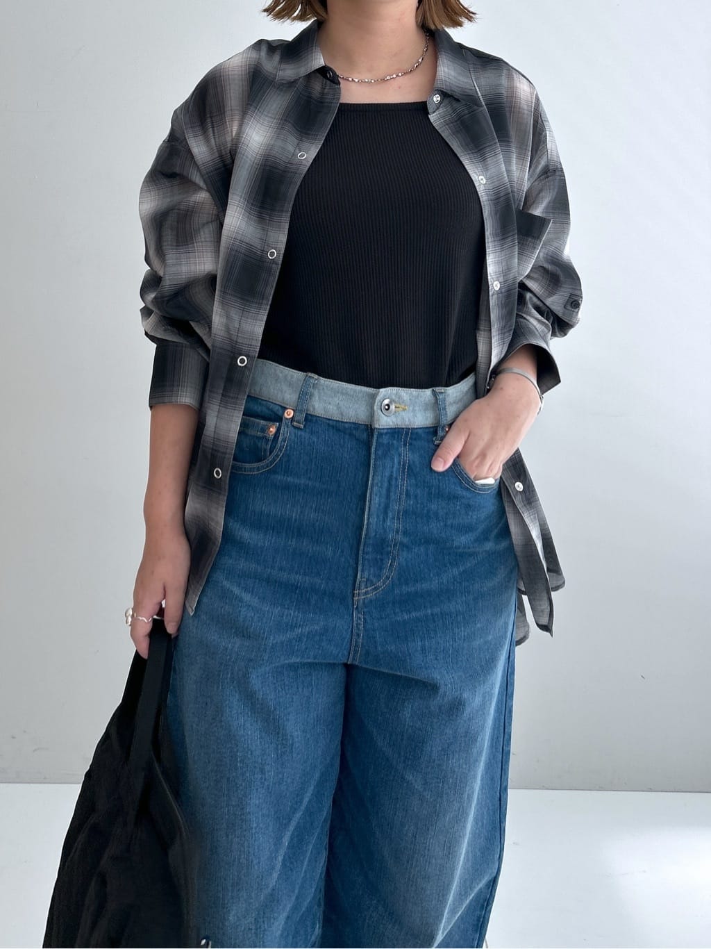 Hirokaさんの「Dessin｜【洗える】シアーオンブレーチェックシャツ」を使ったコーディネート